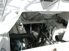 Blackfin 29 Combi - Engine Room