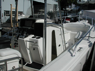 Boat Reviews - Boston Whaler Outrage 26